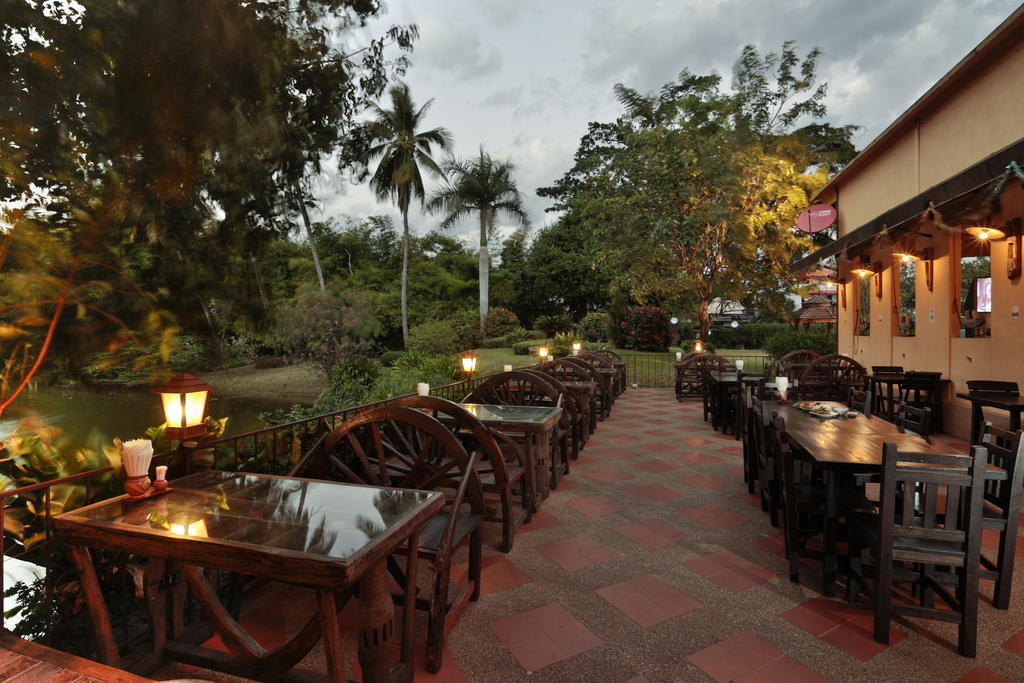 Charoen Hotel Udon Thani Exteriér fotografie